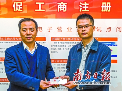 热烈：匚壹攀准一竦萌骋槐曜嫉缱佑抵凑